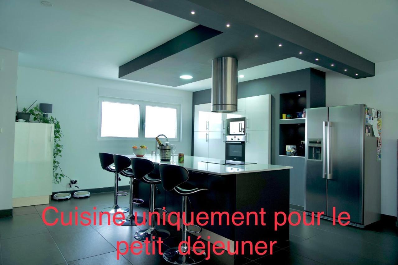 Privative Sur La Route Des Vins Tv Parking Box Velo
